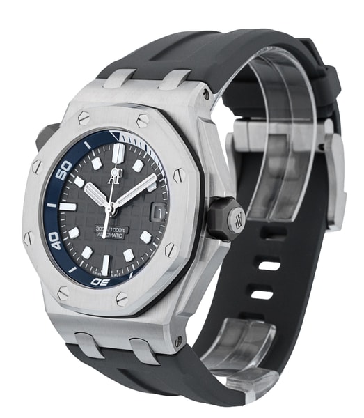 Audemars Piguet Royal Oak Offshore 15720ST.OO.A009CA.01